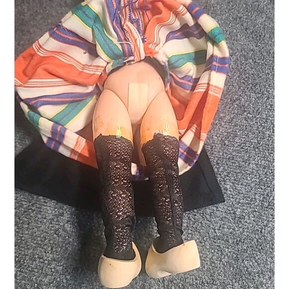 Vintage Holland Dutch Doll w/  Dress & Clogs, Eyes Open/Close 16" Made In Italy - Picture 8 of 9